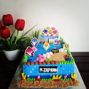 Kue Ulang Tahun Custom Cake Kotak Tema Baby Shark