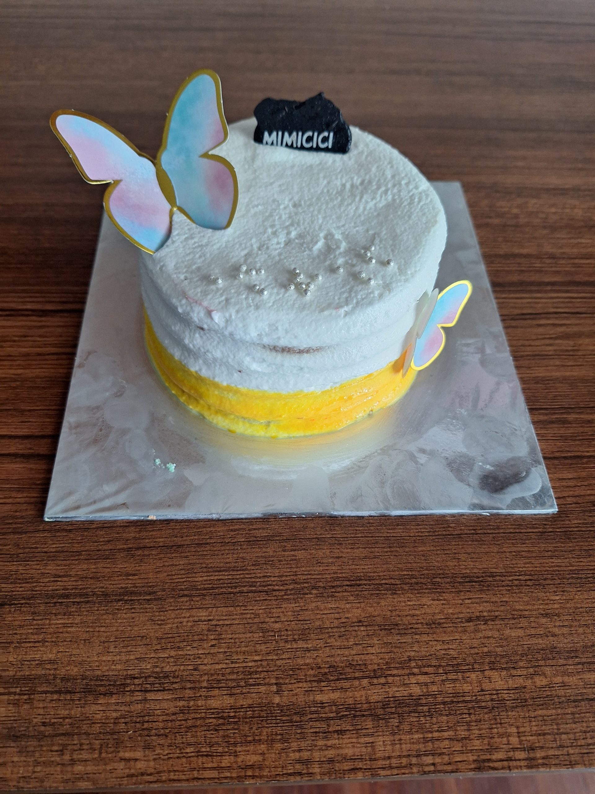 Kue Ulang Tahun Butterfly Yellow Cake Ukuran 12 cm