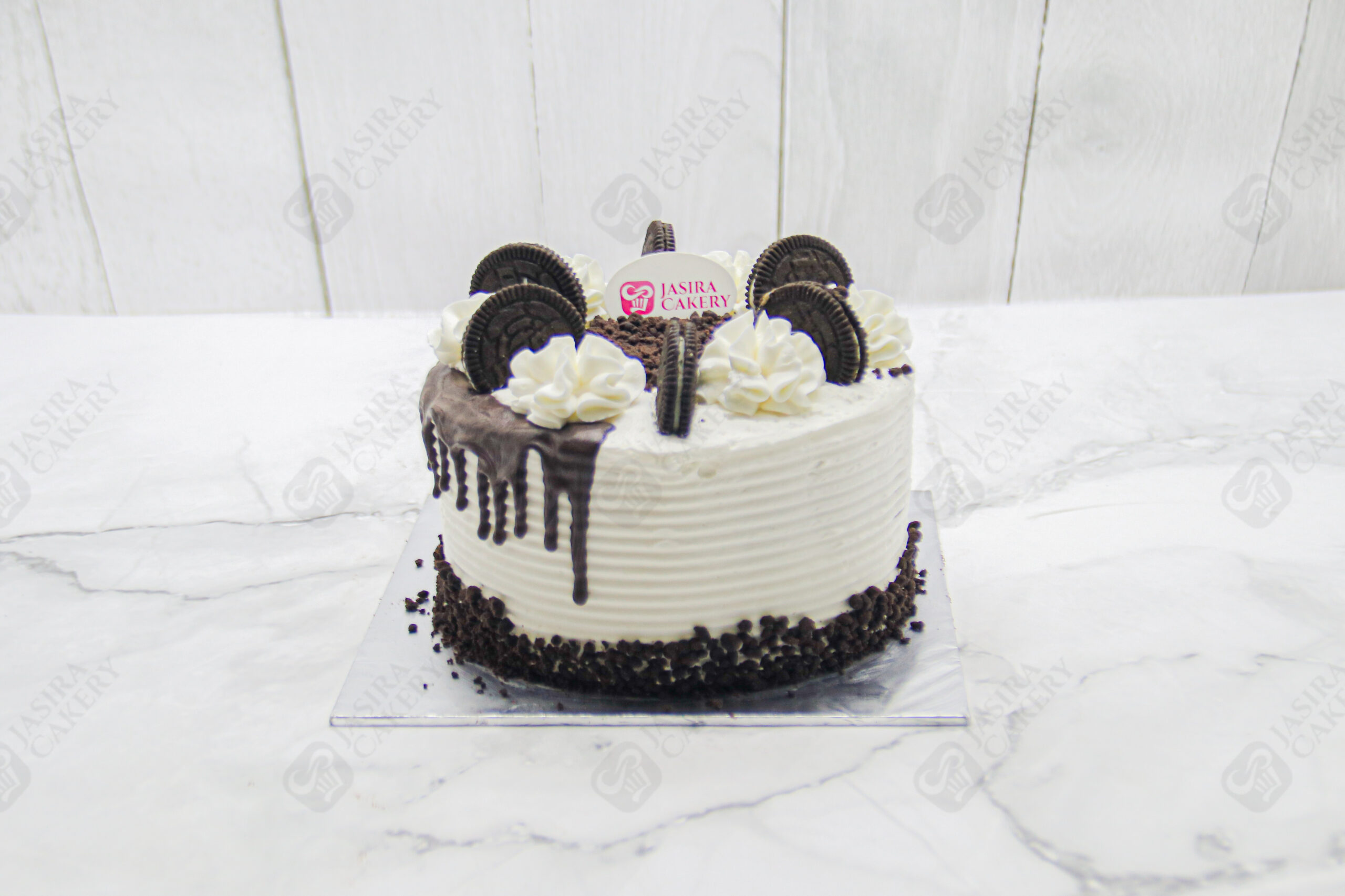 Dark Cookie Signature 16cm by Jasira Cakery - Image 3