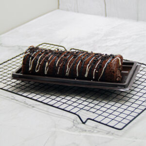 Bolu Gulung Blackforest Crumble by Jasira Cakery