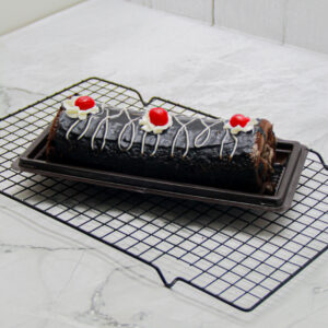 Bolu Gulung Blackforest Classic by Jasira Cakery