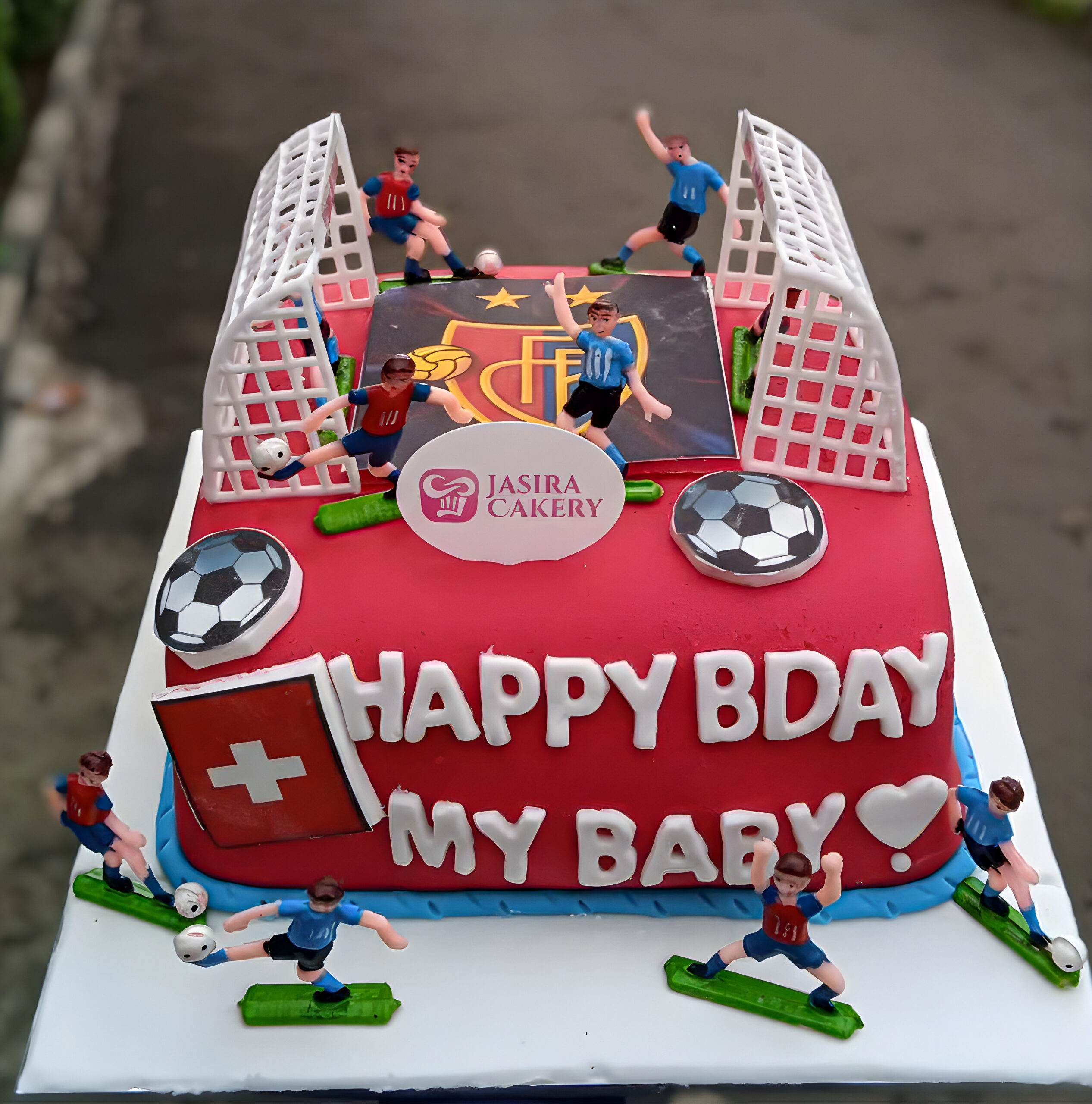 Custom Cake Fondant Tema Sepak Bola by Jasira Cakery