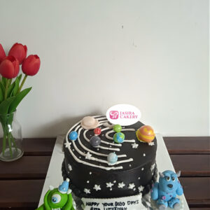 Custom Cake Tema Planet by Jasira Cakery