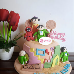 Custom Cake Fondant Tema Squid Game by Jasira Cakery