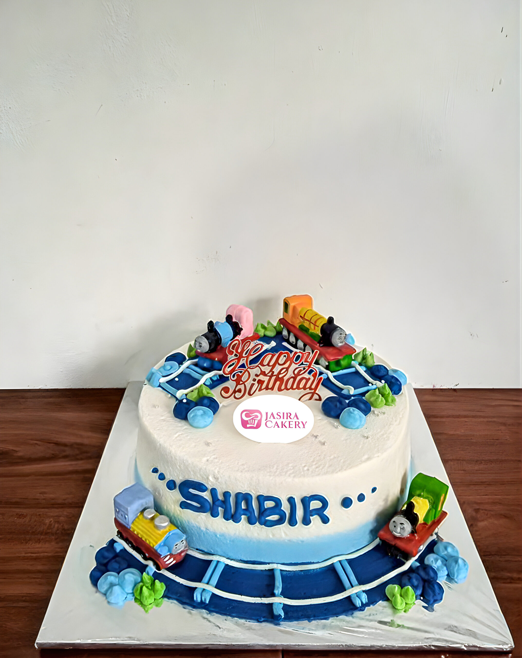 Custom Cake Tema Thomas by Jasira Cakery
