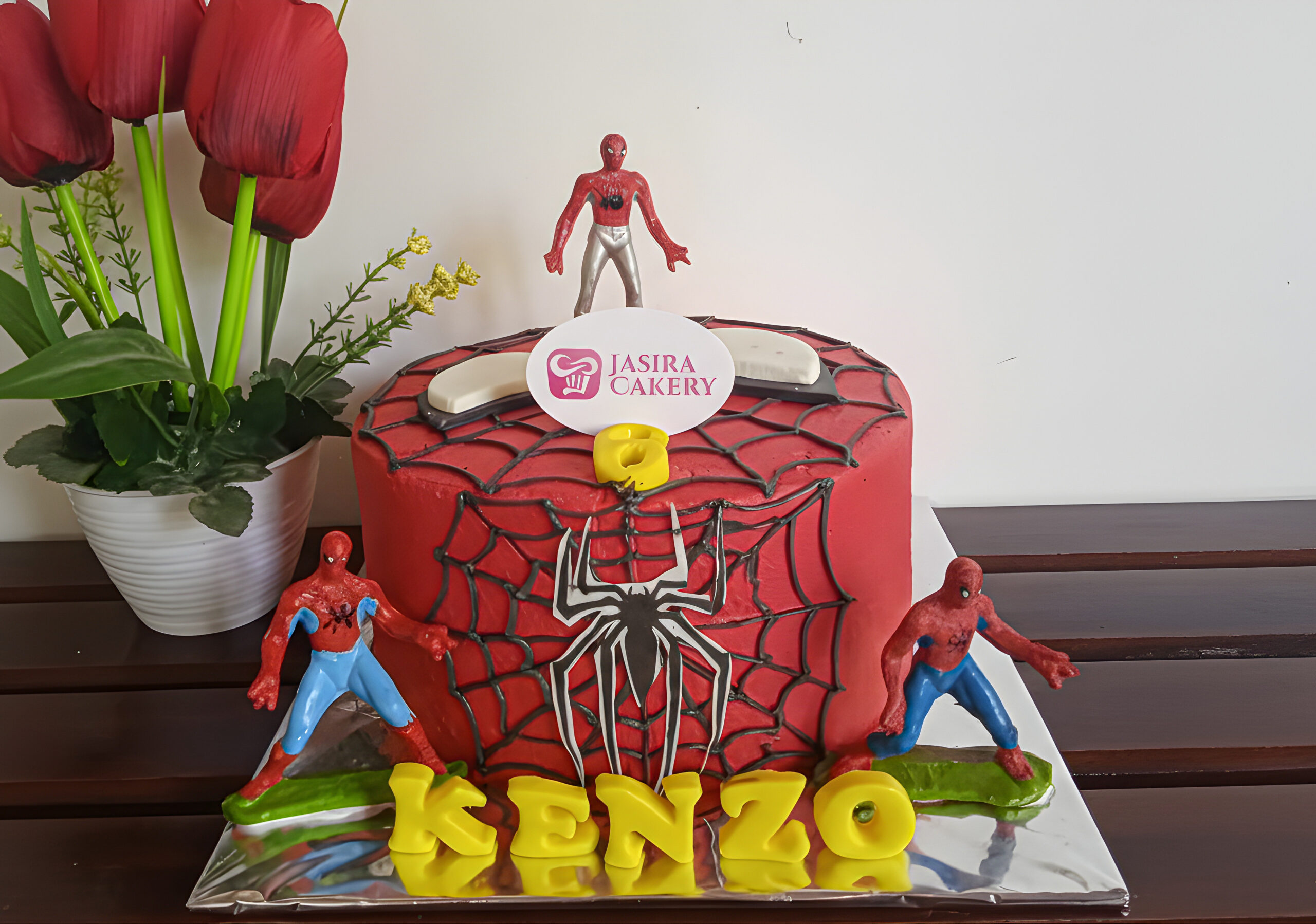 Custom Cake Tema Spiderman by Jasira Cakery