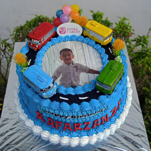 Custom Cake Tema Tayo + Custom Edible by Jasira Cakery