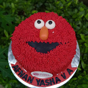 Custom Cake Tema Elmo by Jasira Cakery