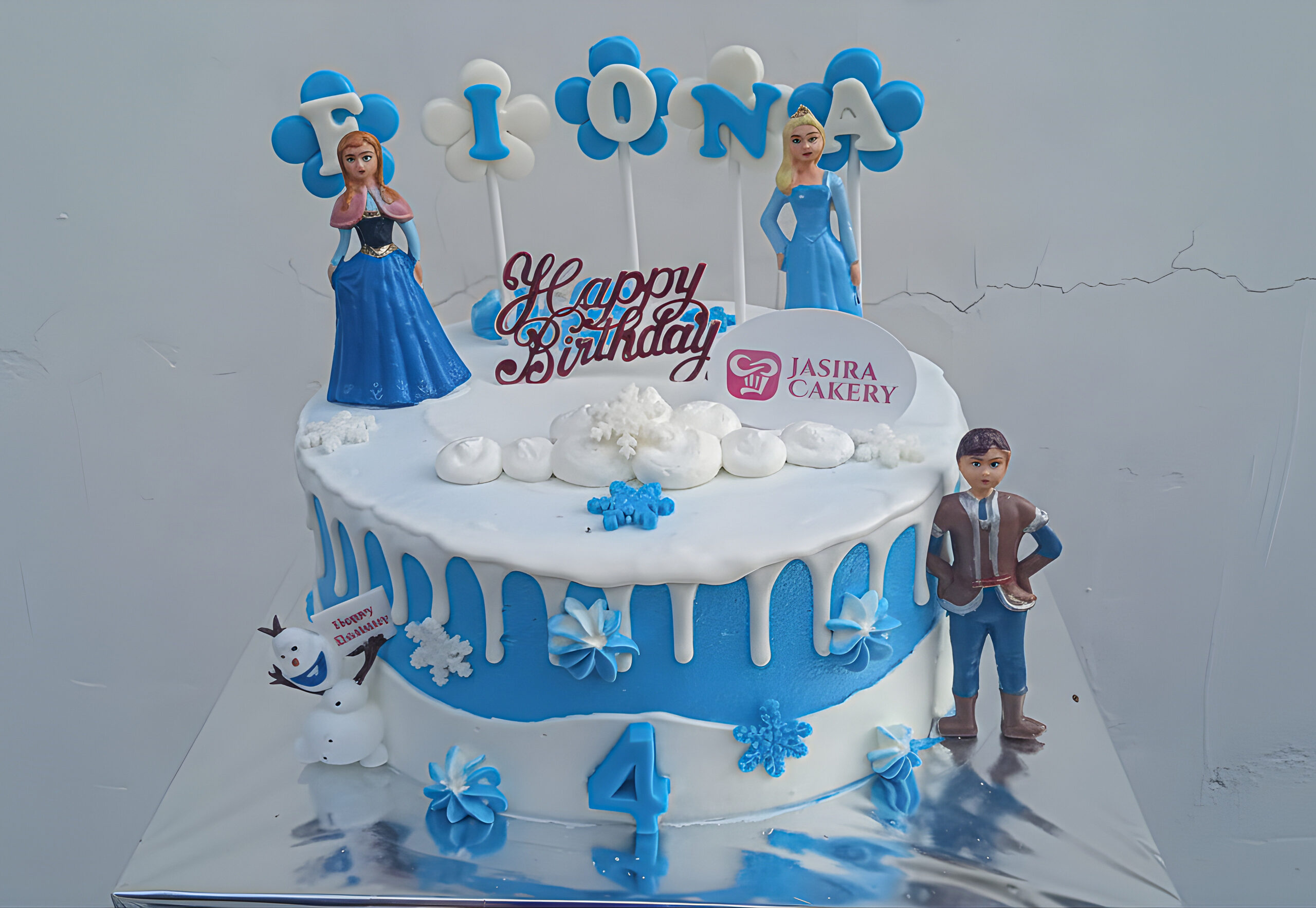 Custom Cake Tema Frozen by Jasira Cakery