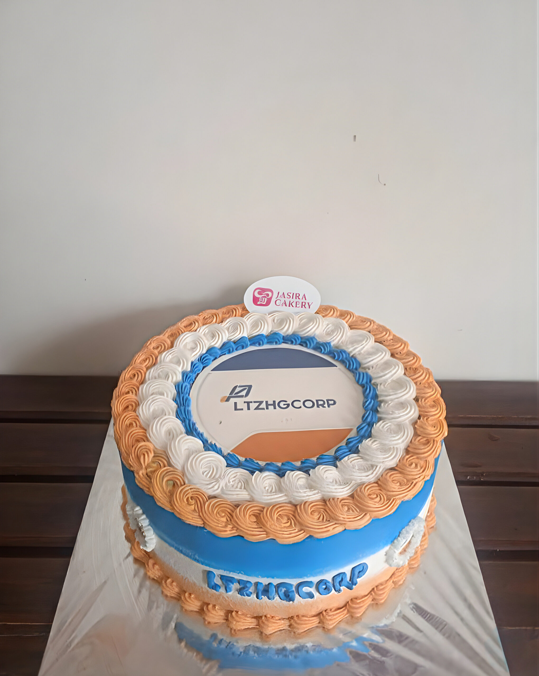 Custom Edible Cake by Jasira Cakery