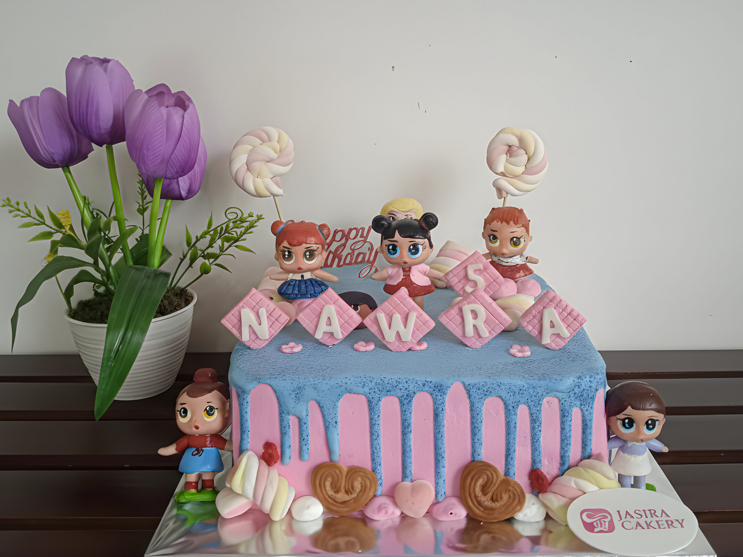 Custom Cake Tema LOL Surprise by Jasira Cakery