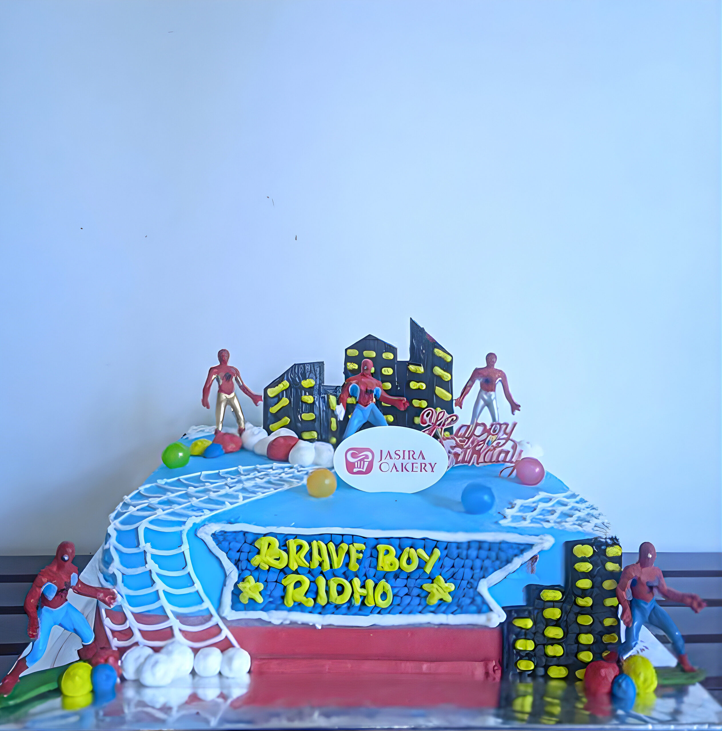Custom Cake Tema Spiderman by Jasira Cakery