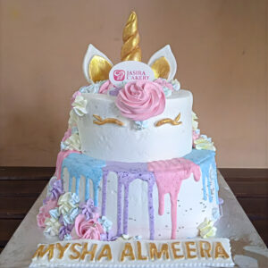Custom Cake Tema Unicorn by Jasira Cakery