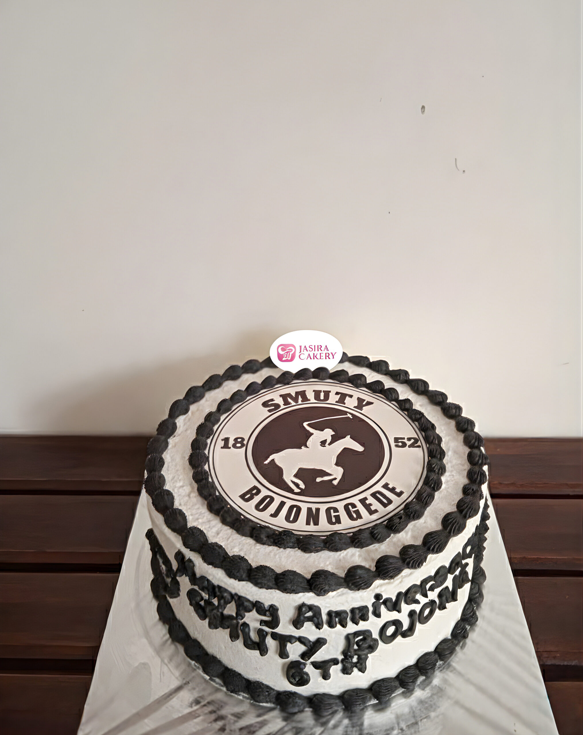 Custom Edible Cake by Jasira Cakery - Image 4