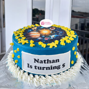 Custom Edible Cake Planet by Jasira Cakery