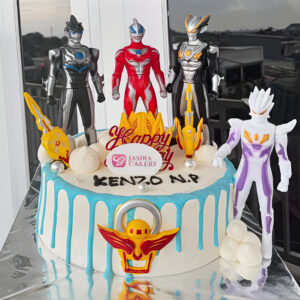 Custom Cake Tema Ultraman by Jasira Cakery