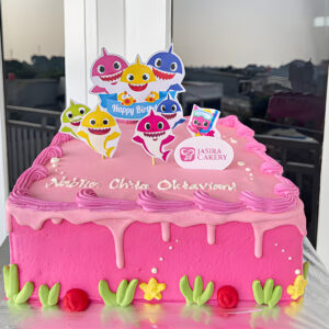 Custom Cake Tema Baby Shark by Jasira Cakery