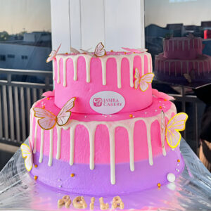 Custom Cake Kupu-Kupu 2 Tingkat by Jasira Cakery