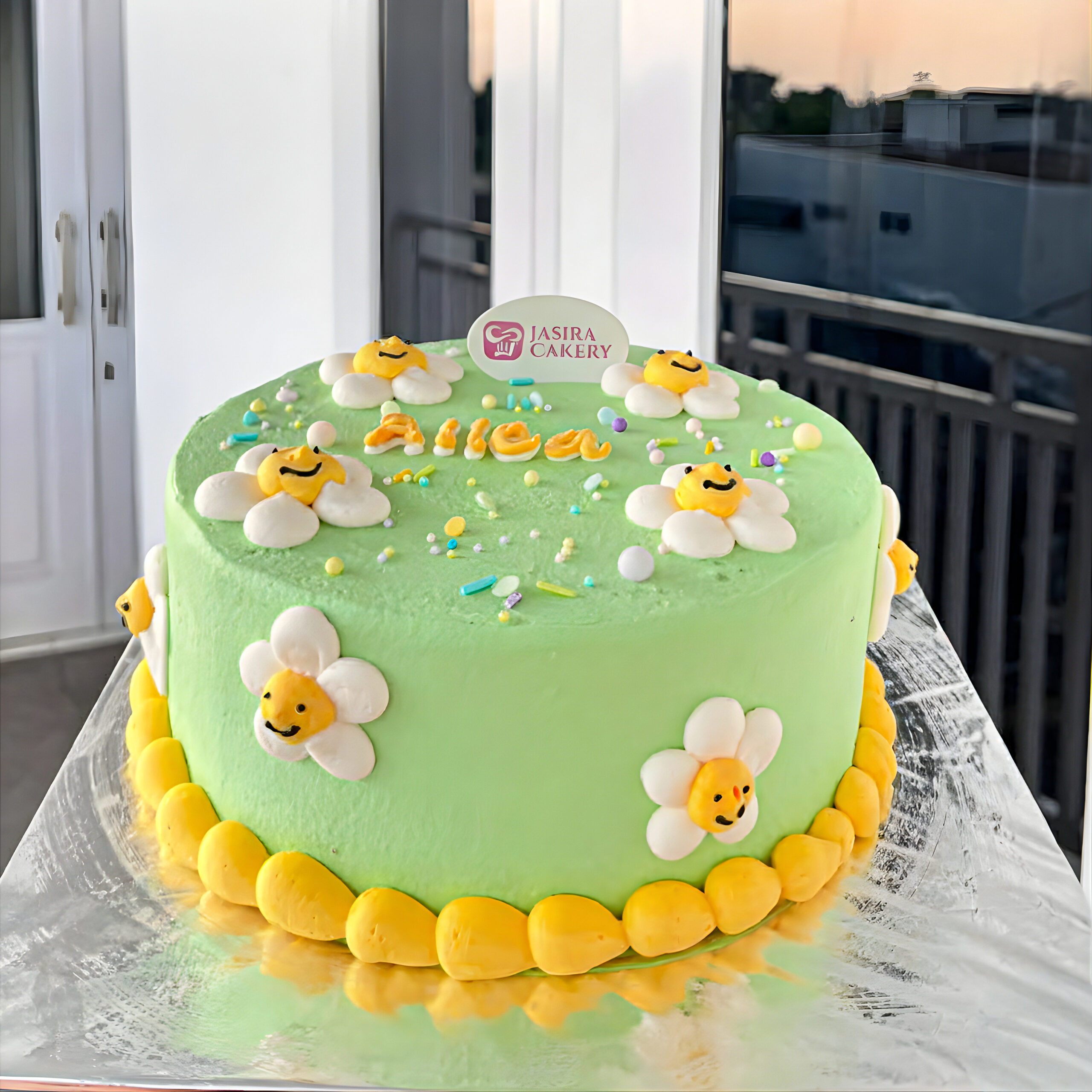 Custom Cake Reguler by Jasira Cakery