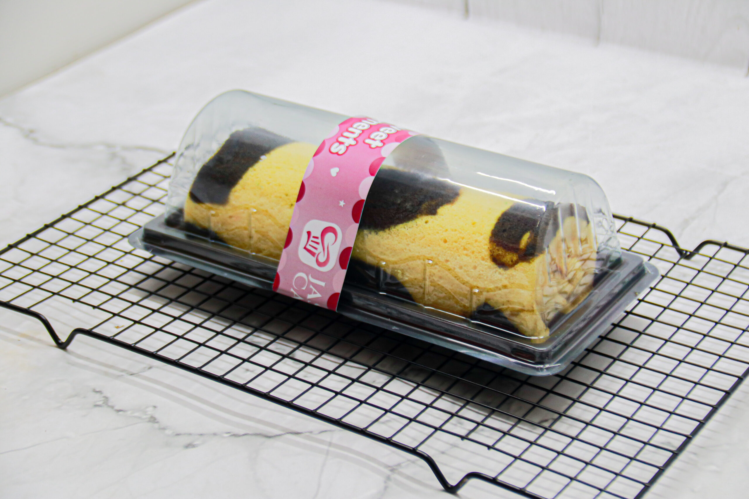 Bolu Gulung Momo Cheesy by Jasira Cakery - Image 4