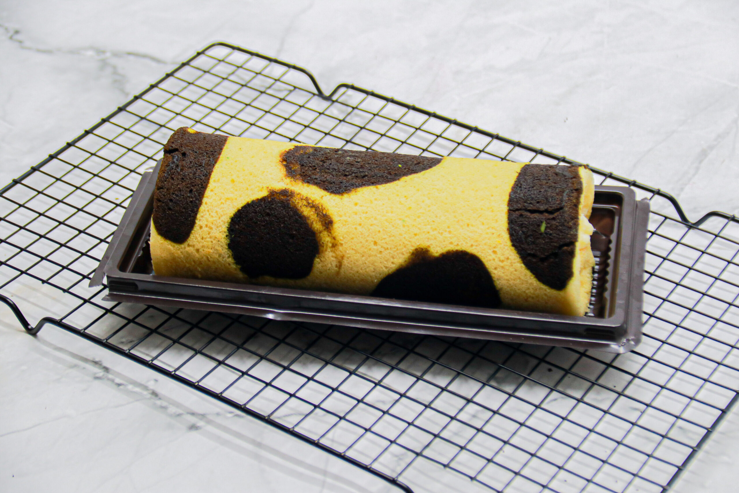 Bolu Gulung Momo Cheesy by Jasira Cakery - Image 2