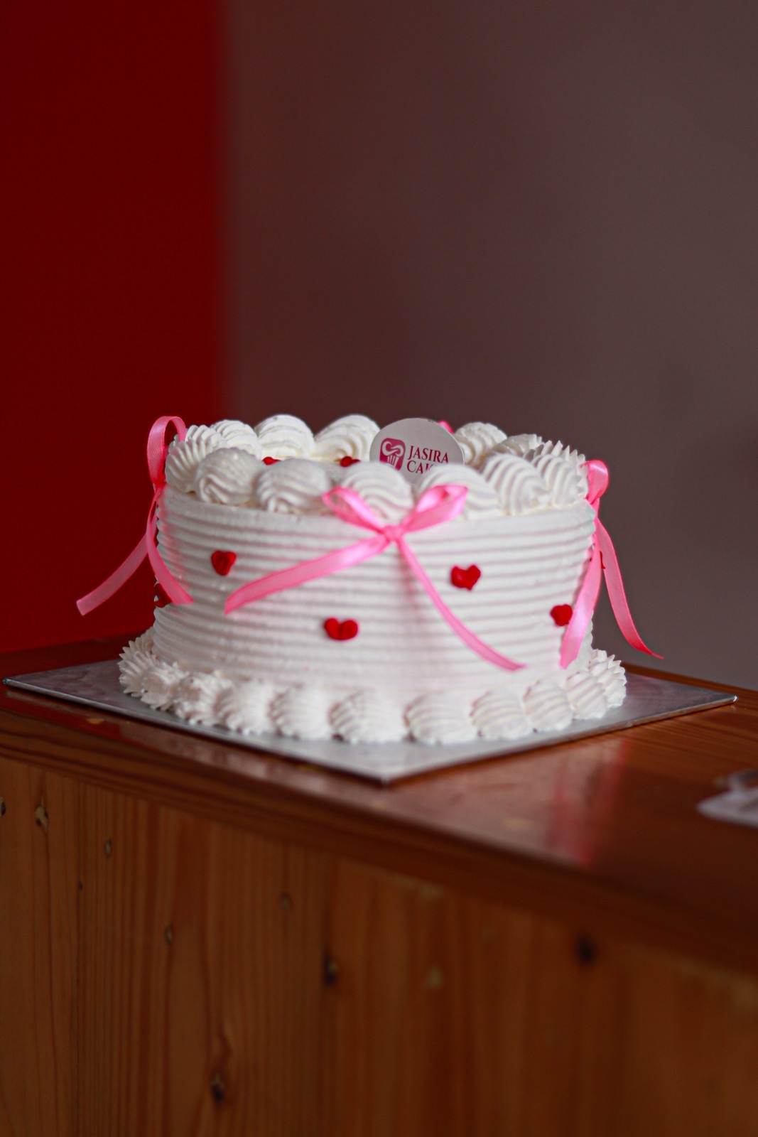 White Love 16cm by Jasira Cakery - Gambar 5